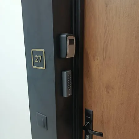Neonowy Darmowy Parking Ченстохова